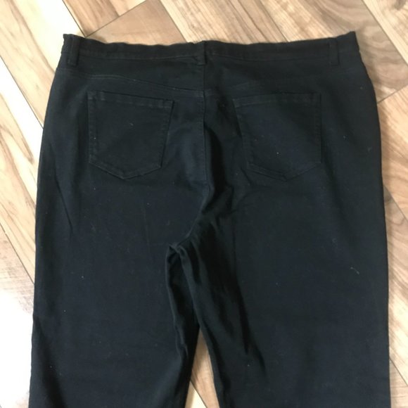 Gloria Vanderbilt Amanda Black Denim Jeans Plus Size 24W - Picture 6 of 7